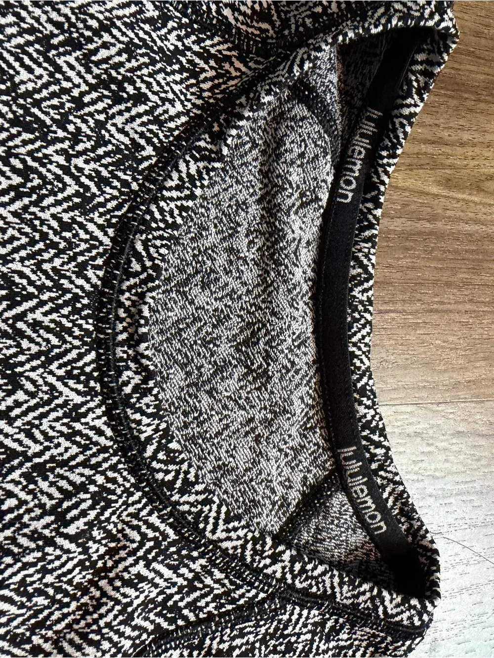 Lululemon Runderful Long Sleeve Scattered Herringbone Black White Sz 10